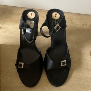 NWOT Vintage Calvin Klein Heel